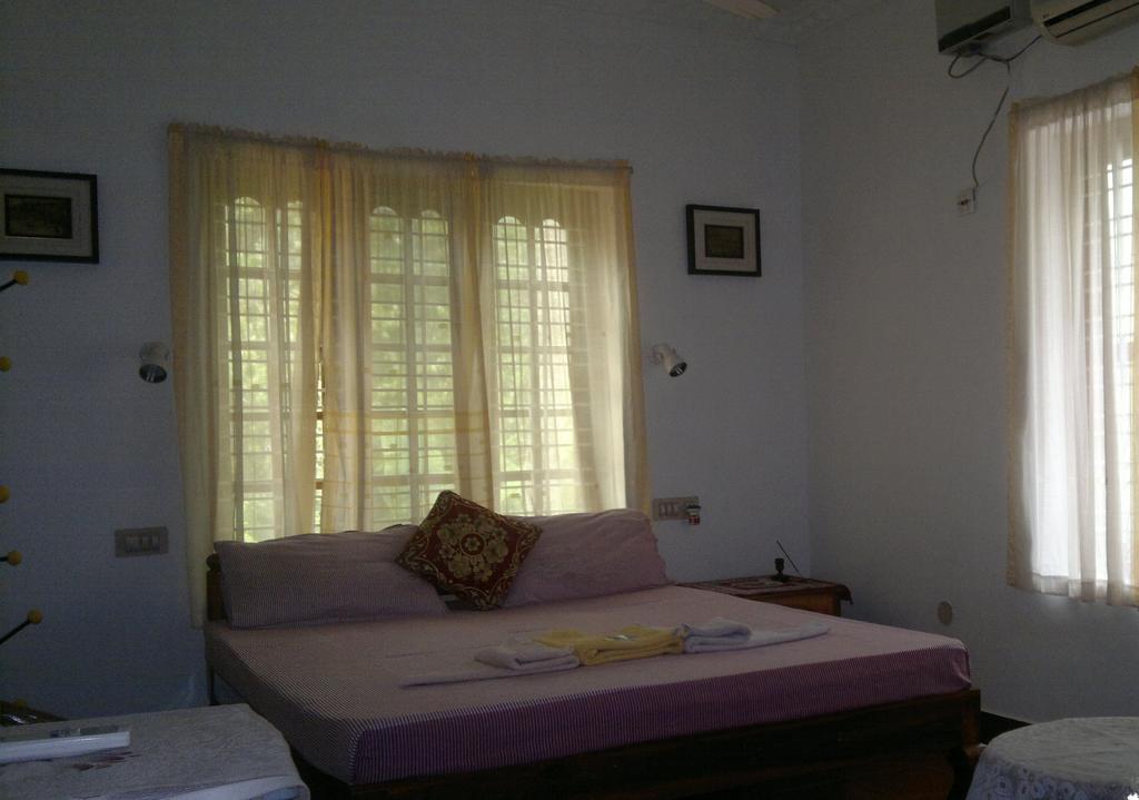 Ganesh House Homestay Ковалам Екстер'єр фото