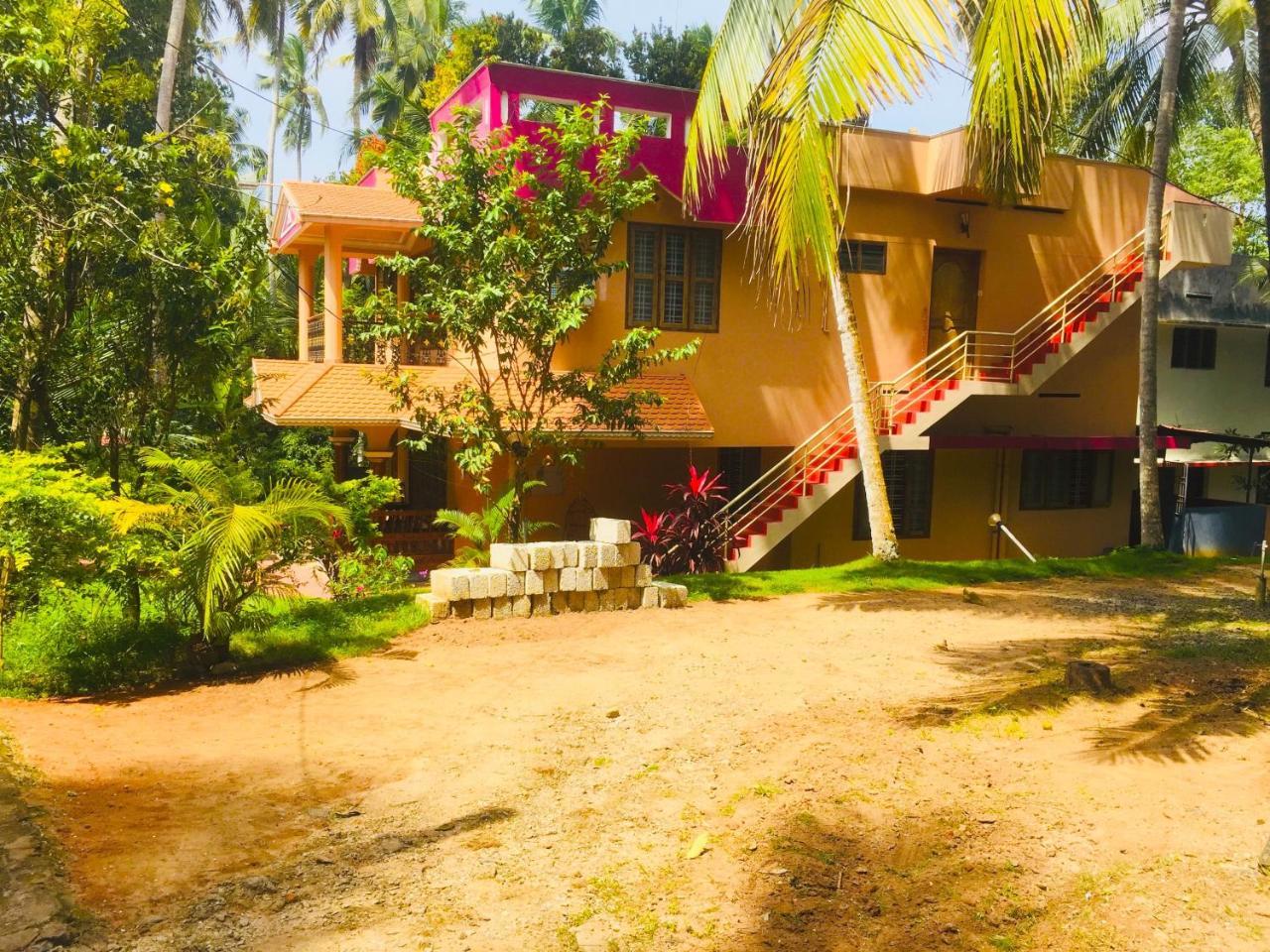 Ganesh House Homestay Ковалам Екстер'єр фото